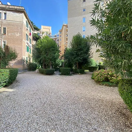 Casa Vaticano-2